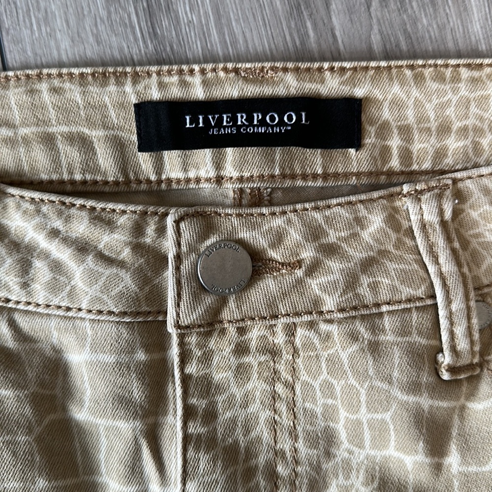Liverpool Jeans - Picture 5 of 9